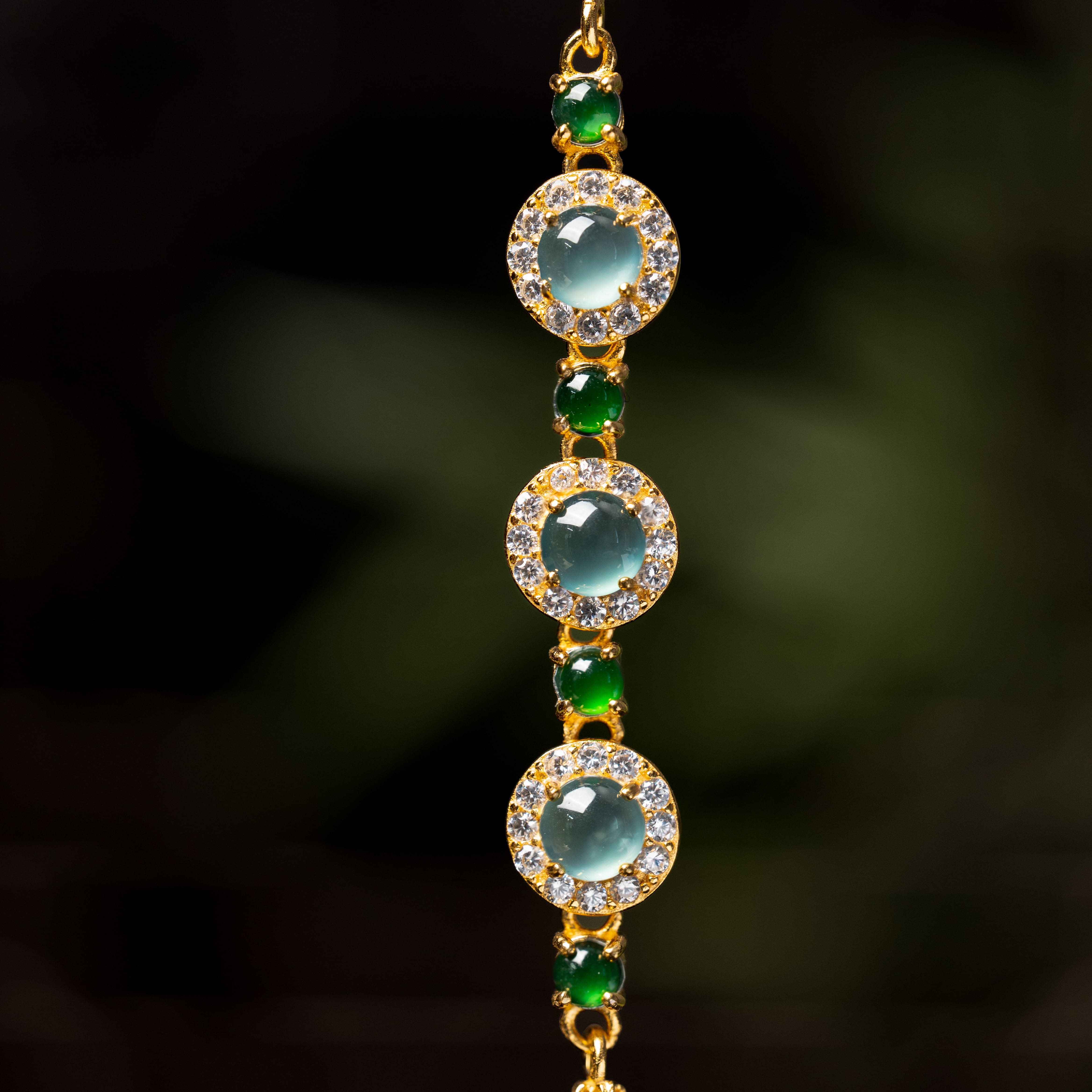 Gold - Plated Zircon & Natural Jadeite Jade Bracelet with Interval Bead Design - Y003 Jade Display