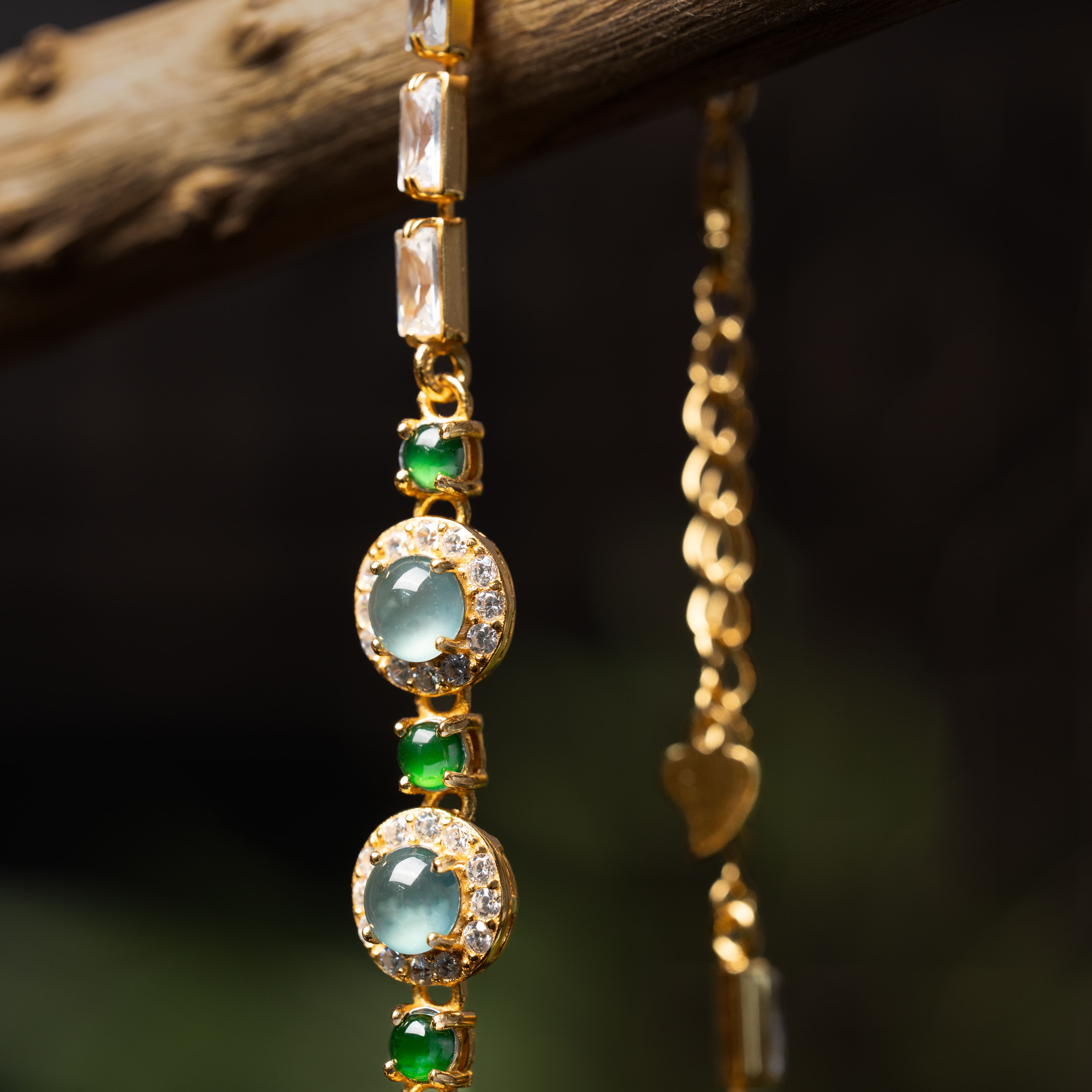Gold - Plated Zircon & Natural Jadeite Jade Bracelet with Interval Bead Design - Y003 Jade Display