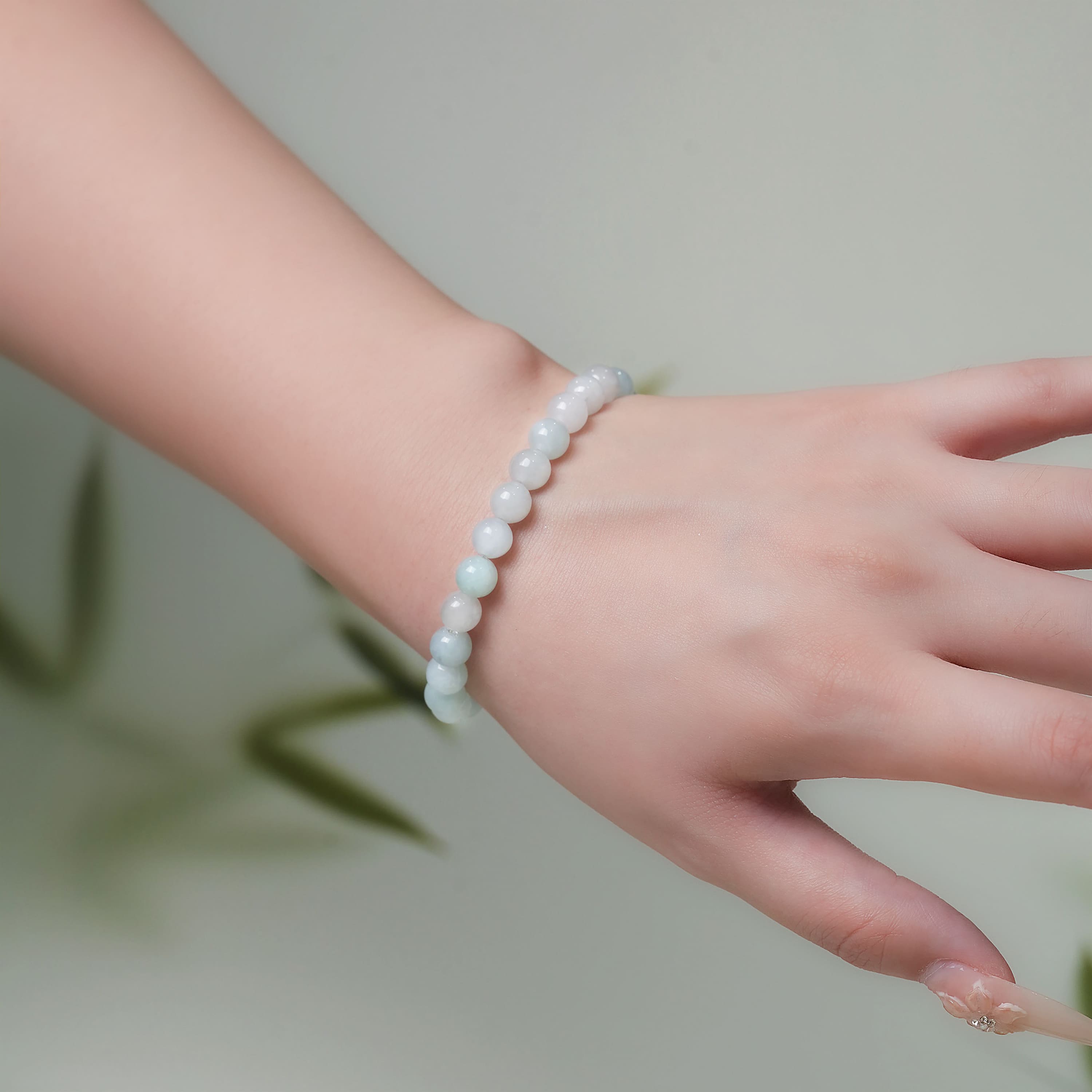 Natural Burmese Blue White Green Jadeite Beads Bracelet (7.2mm) - Y007 Hande On Display