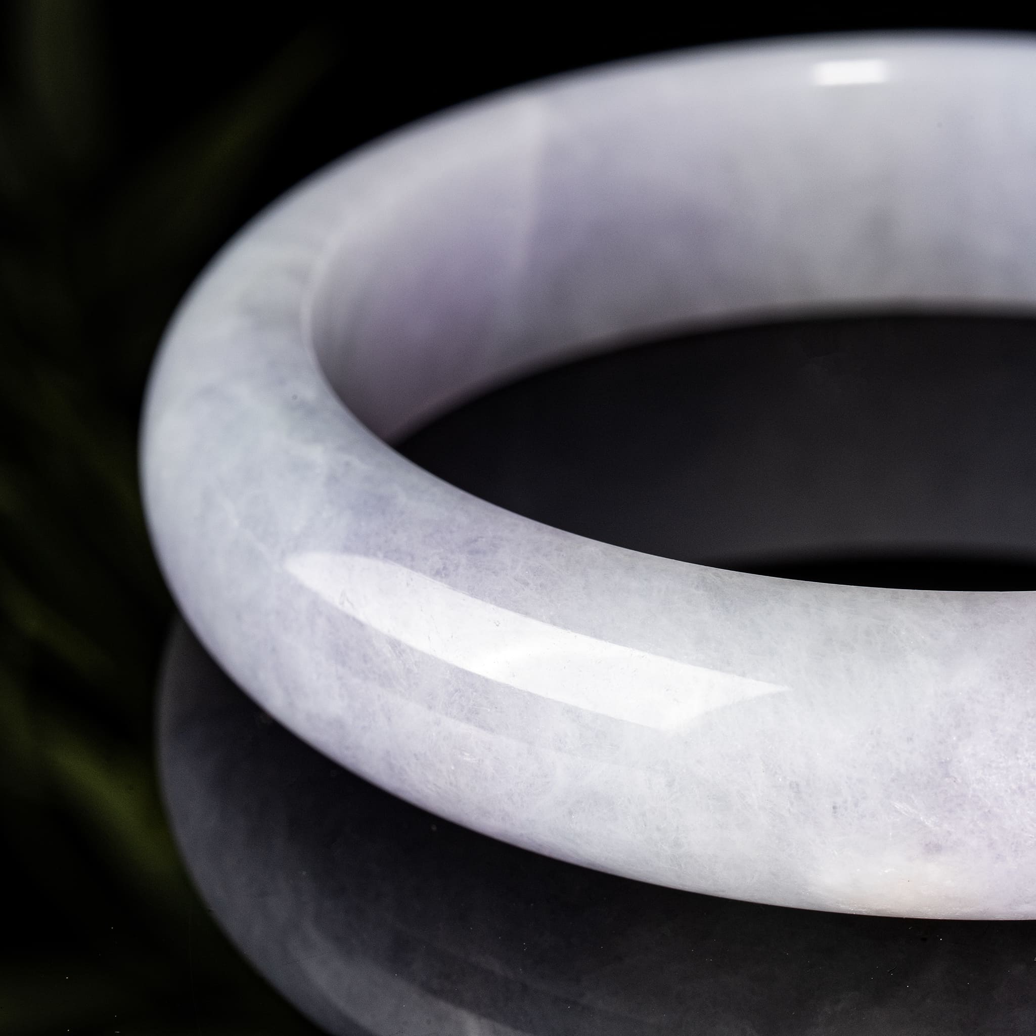 Natural Burmese Pale Purple Jadeite Jade Bangle (56.5mm) - Z006 Close Look